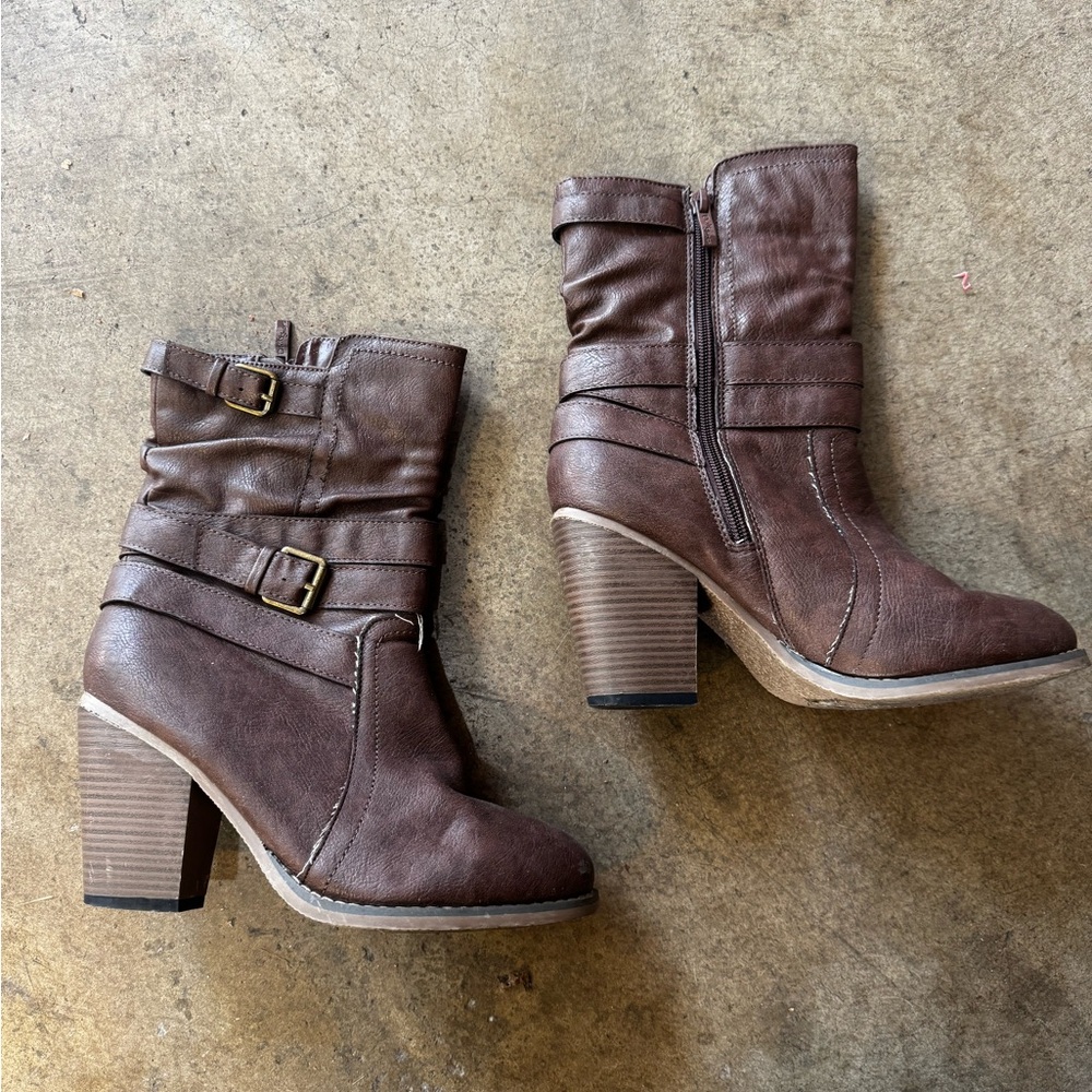 Brown booties with gold buckle, chunky/block heel, secret inner pocket (size 7)